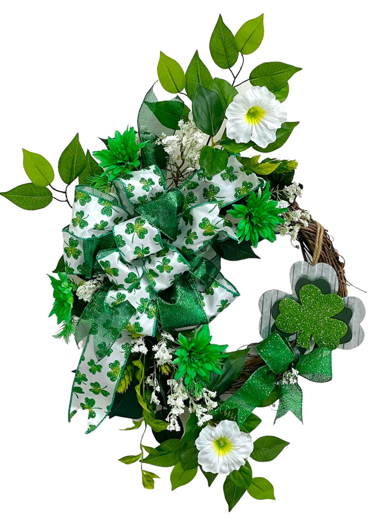 Shamrock Love Wreath/STP05 - April's Garden