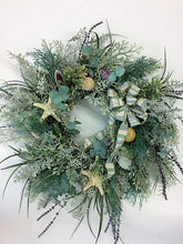 Gallery/AV12 - April's Garden Wreath