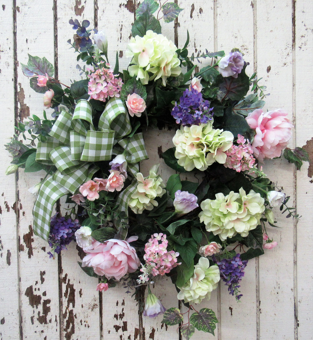 Gallery/ENG19 - April's Garden Wreath