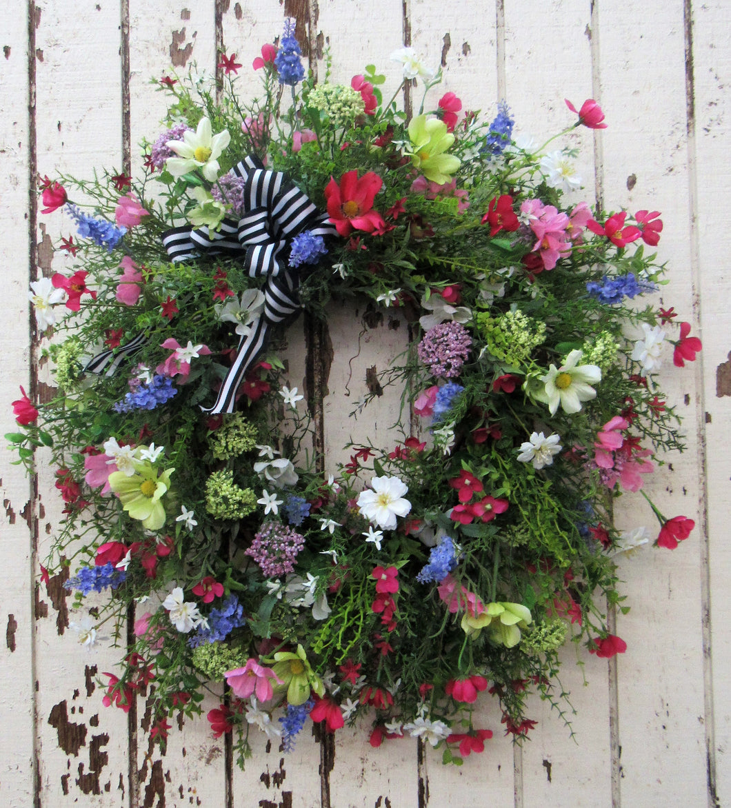 Gallery/Eng33 - April's Garden Wreath