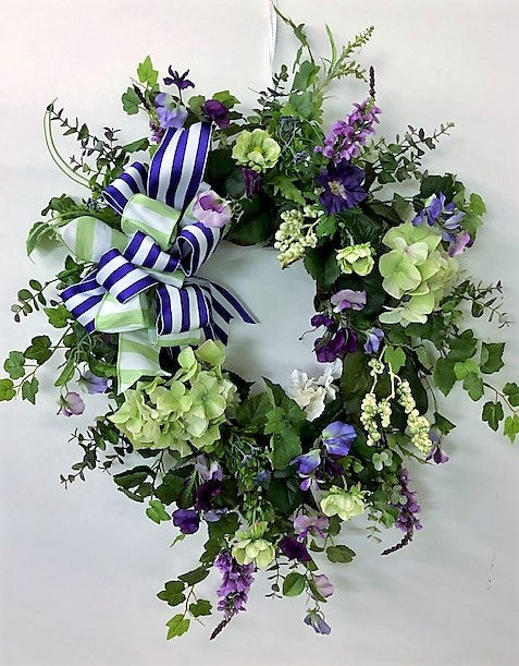 Gallery/Eng203 - April's Garden Wreath