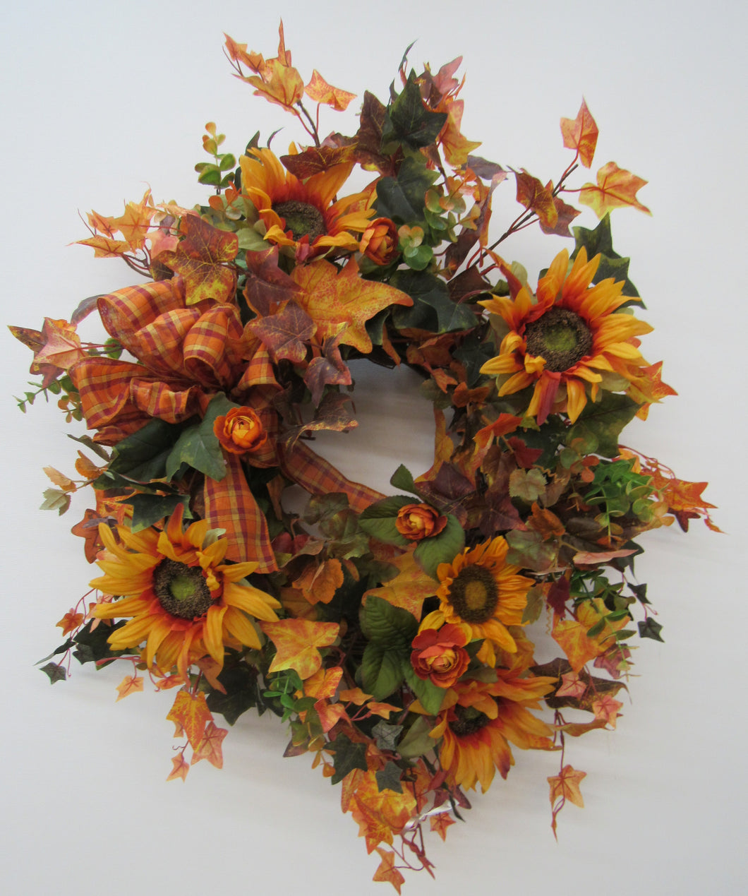 Gallery/Harv16 - April's Garden Wreath