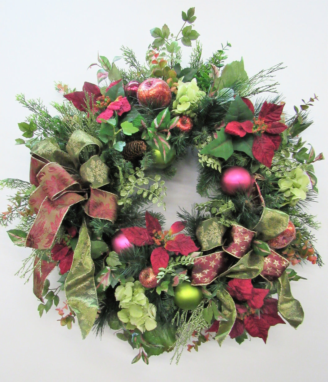 Gallery/Hol110 - April's Garden Wreath