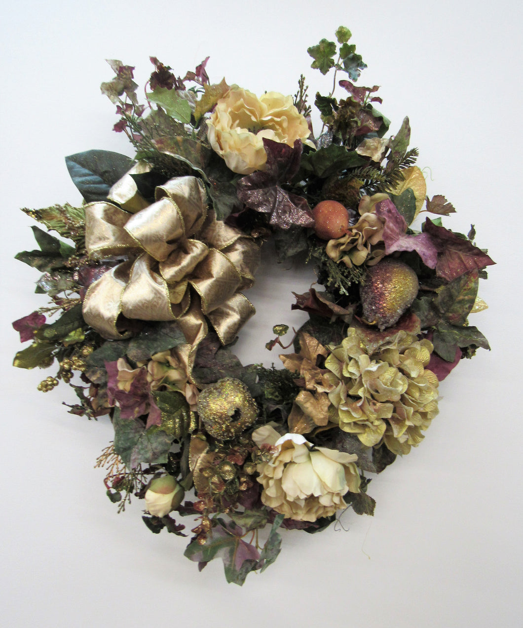 Gallery/Hol57 - April's Garden Wreath