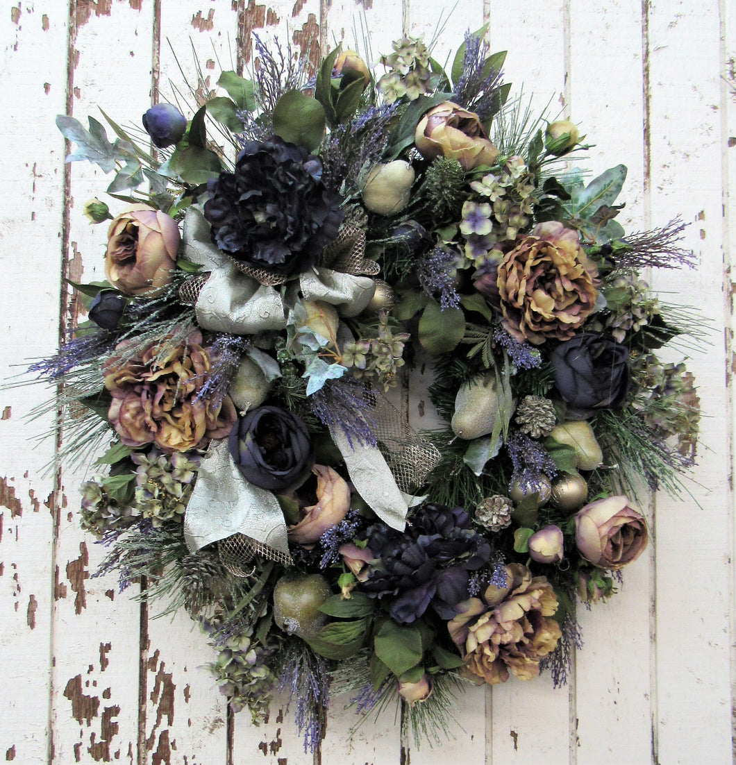 Vintage Holiday Wreath/Hol 56 - April's Garden