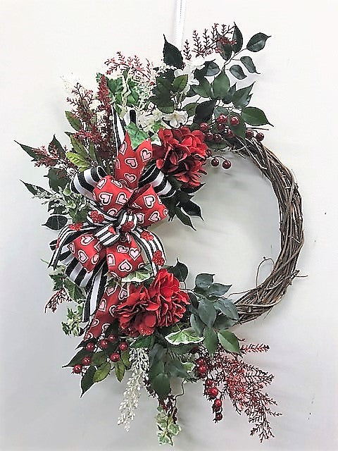 Red Velvet Hydrangea Silk Floral Valentine's Day Large Crescent Wreath/Val47 - April's Garden