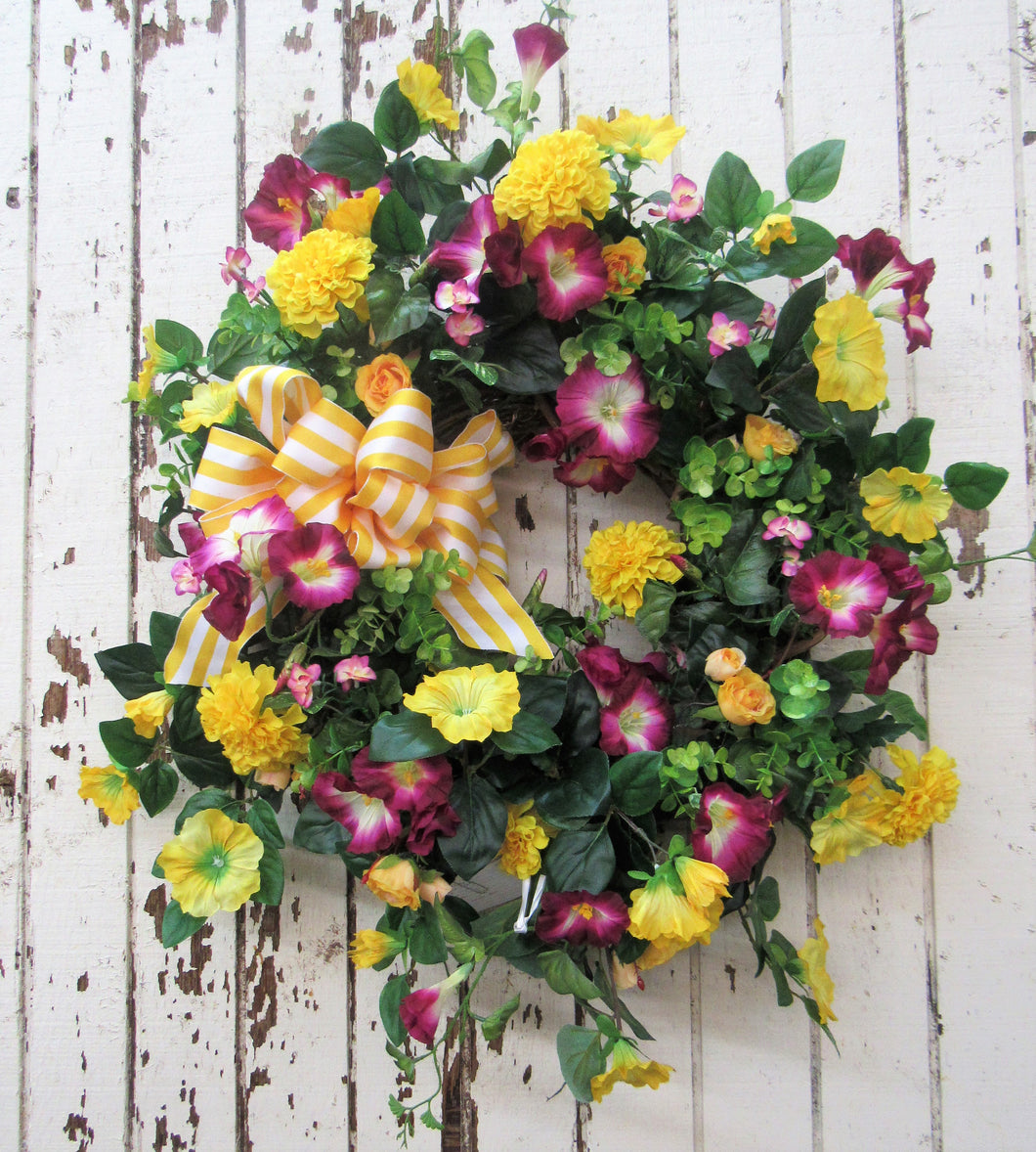 Gallery/Ver65 - April's Garden Wreath