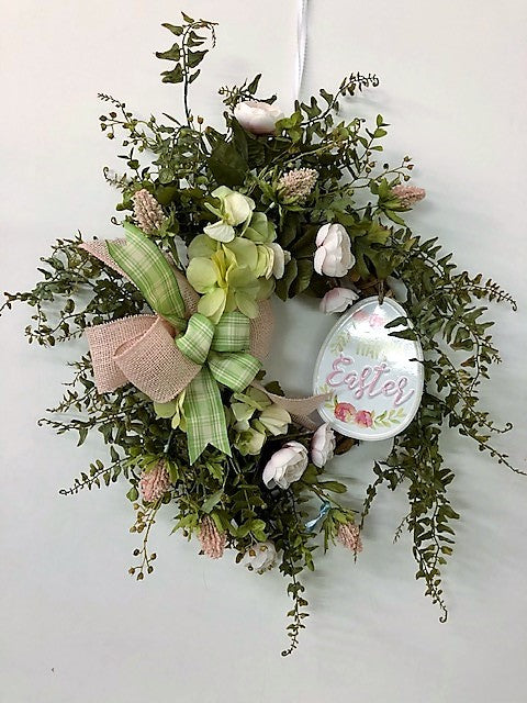 Gallery/Eng214 - April's Garden Wreath